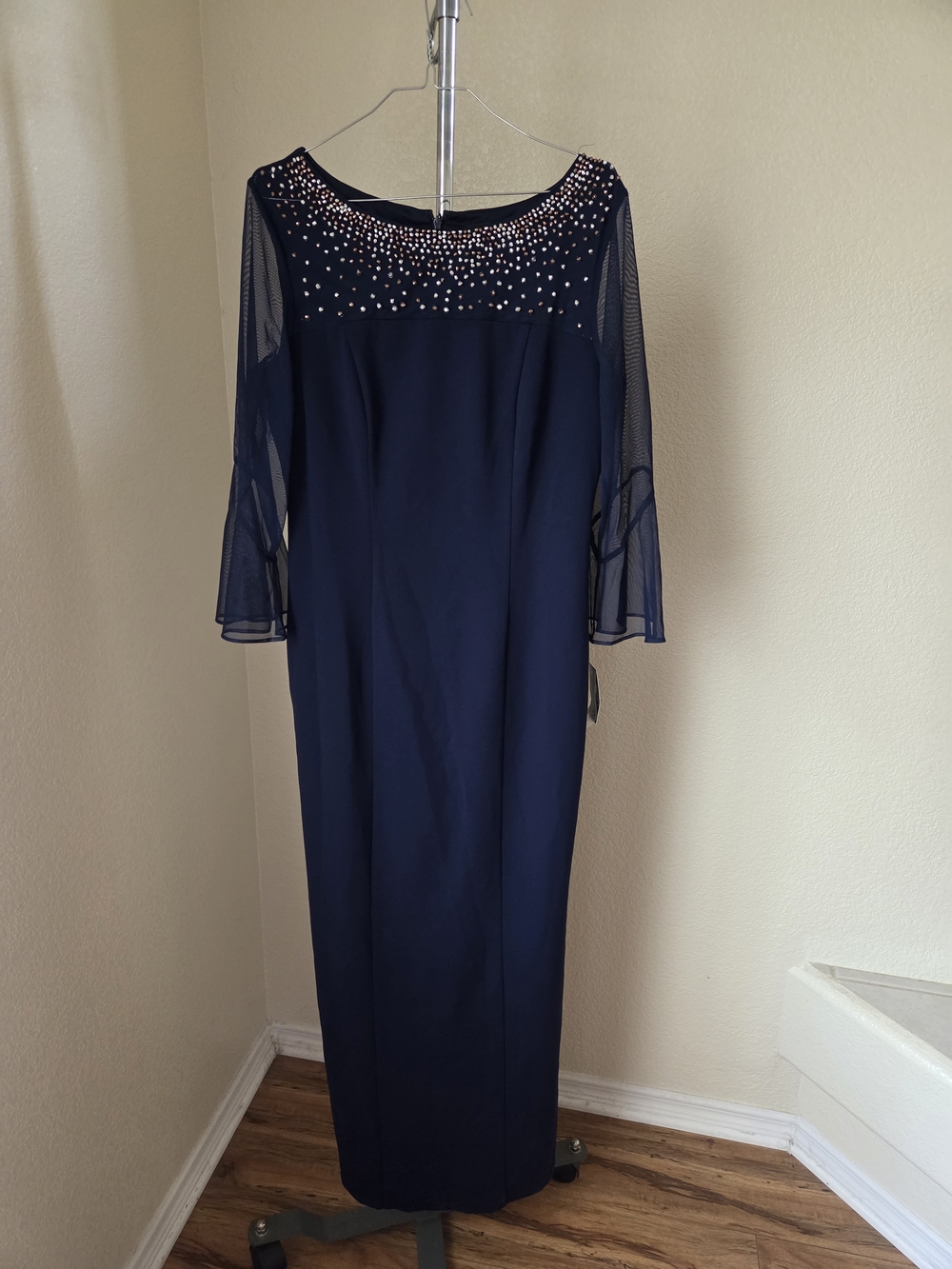 NWT Alex Evenings Women's Long Shift Dress with Illusion Neckline Size 8